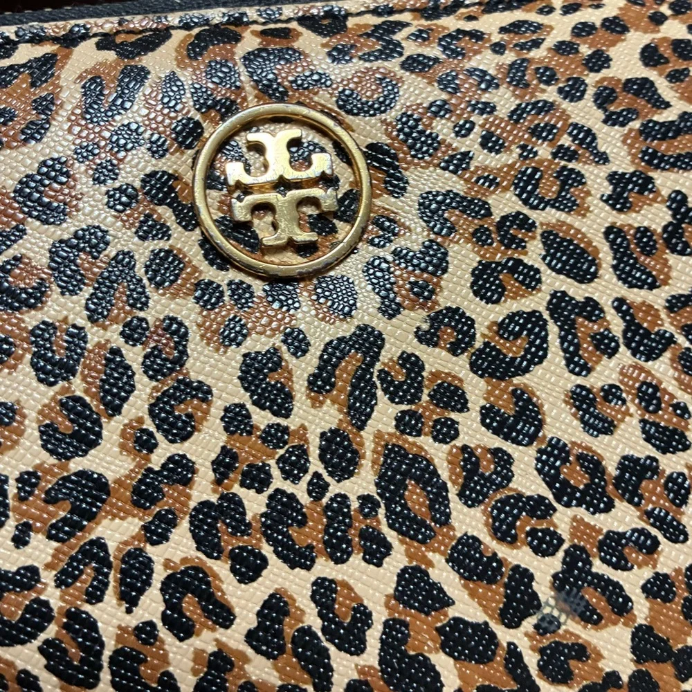 TORY BURCH Animal Print Wallet